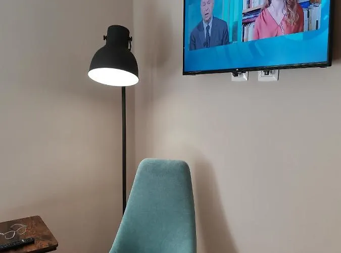 Express Traveller's Front Station Fs Privat Parking Apartment