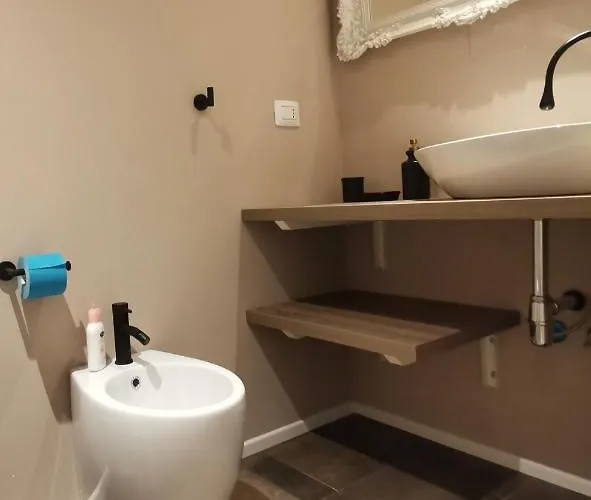 Apartment Express Traveller's Front Station Fs Privat Parking *