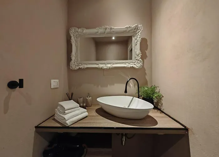 Apartment Express Traveller's Front Station Fs Privat Parking