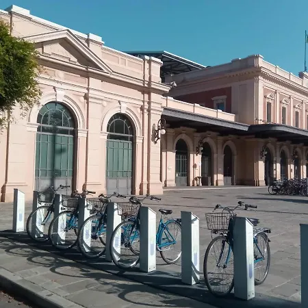 Express Traveller's Front Station Fs Privat Parking Apartament Parma
