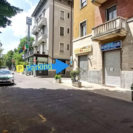 Apartment Express Traveller's Front Station Fs Privat Parking *