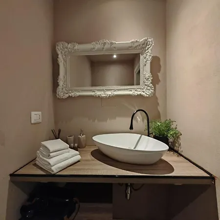 公寓 Express Traveller's Front Station Fs Privat Parking