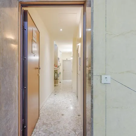 Express Traveller's Front Station Fs Covered Parking Appartement