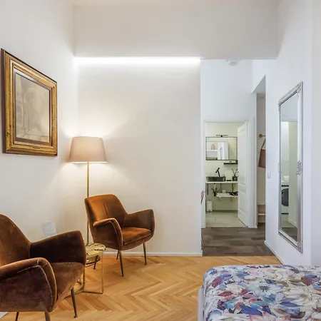 Express Traveller's Front Station Fs Covered Parking Appartement Parma