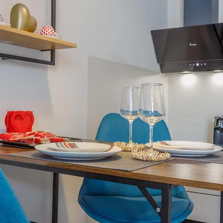 Appartamento Parma Express Traveller'S Lodging Front Station Fs Parking & Bicycle Storage *