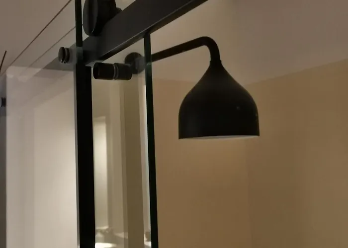 Express Traveller's Front Station Fs Privat Parking *