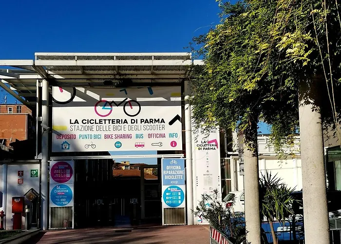 Express Traveller's Front Station Fs Privat Parking Appartamento Parma