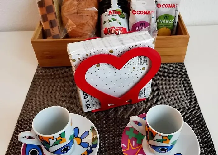 Express Traveller's Front Station Fs Privat Parking * パルマ