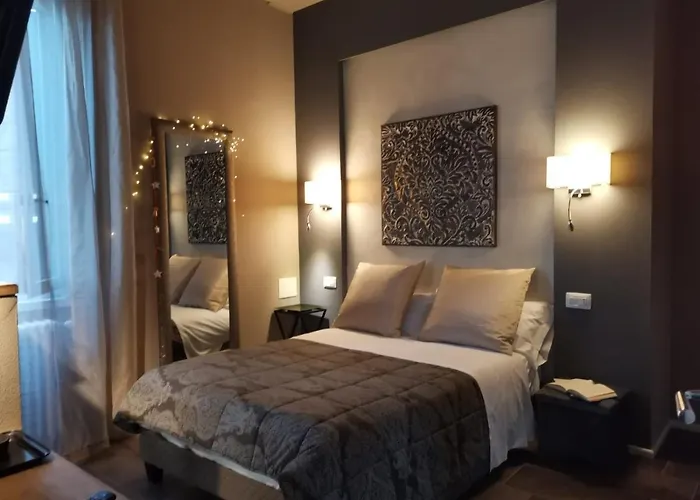 Express Traveller's Front Station Fs Privat Parking パルマ