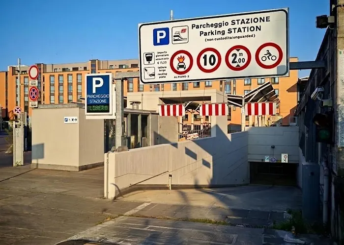 PARMA EXPRESS Travellers Lodgings - SELF CECK IN